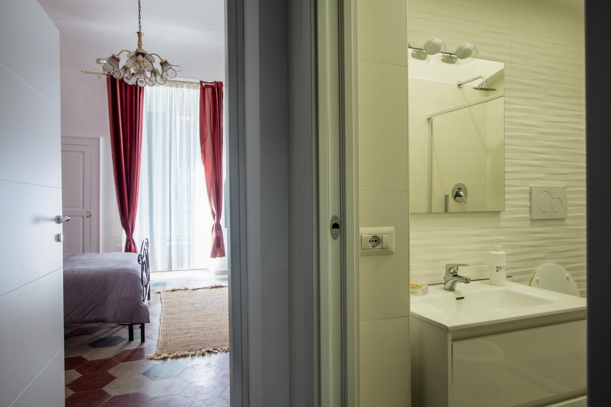 Downtown & Universita Apartment Bari